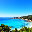 Cala Macarella à Minorque : découvrez la Plage Secrète des Baléares
